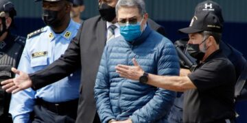 Trump says he’ll pardon former Honduran President Hernandez, convicted of drug trafficking