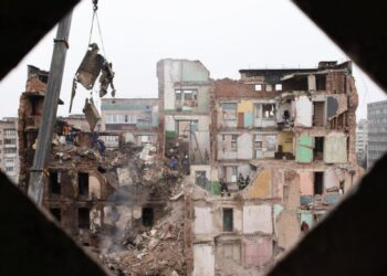 As Ukraine’s allies push for changes in U.S. peace plan, American senators denounce it