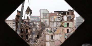 As Ukraine’s allies push for changes in U.S. peace plan, American senators denounce it