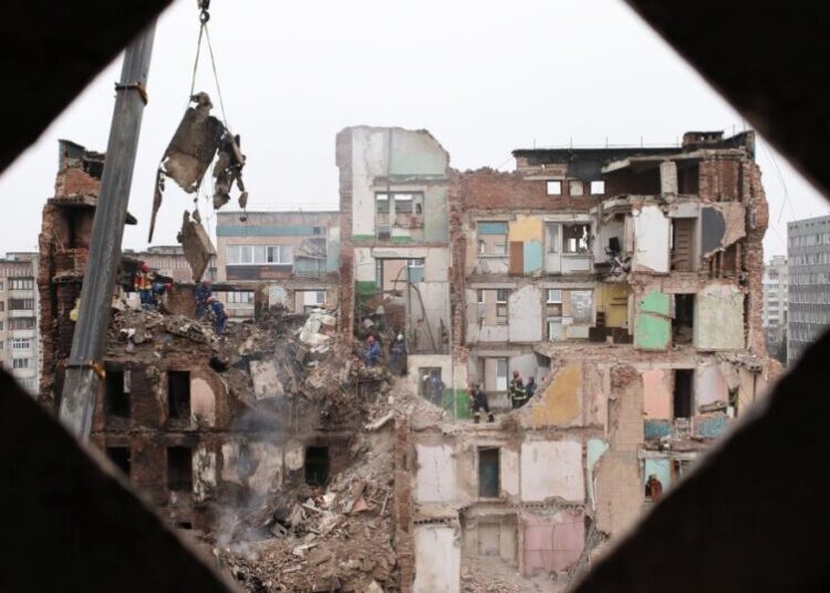 As Ukraine’s allies push for changes in U.S. peace plan, American senators denounce it