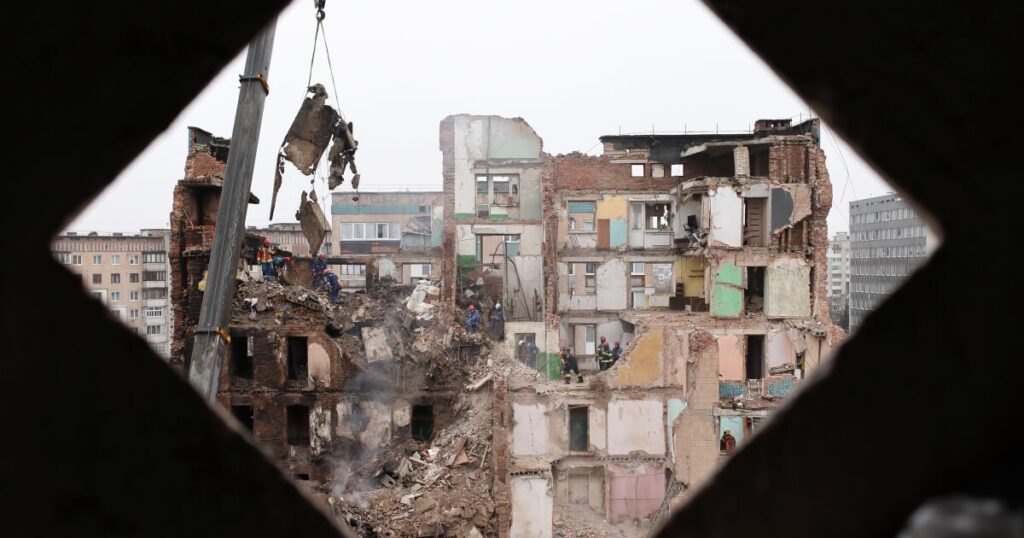 As Ukraine’s allies push for changes in U.S. peace plan, American senators denounce it