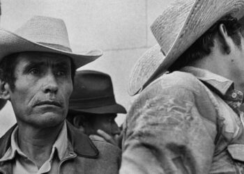 Little-known photographs of the ‘other California’ candidly show 1975’s working class