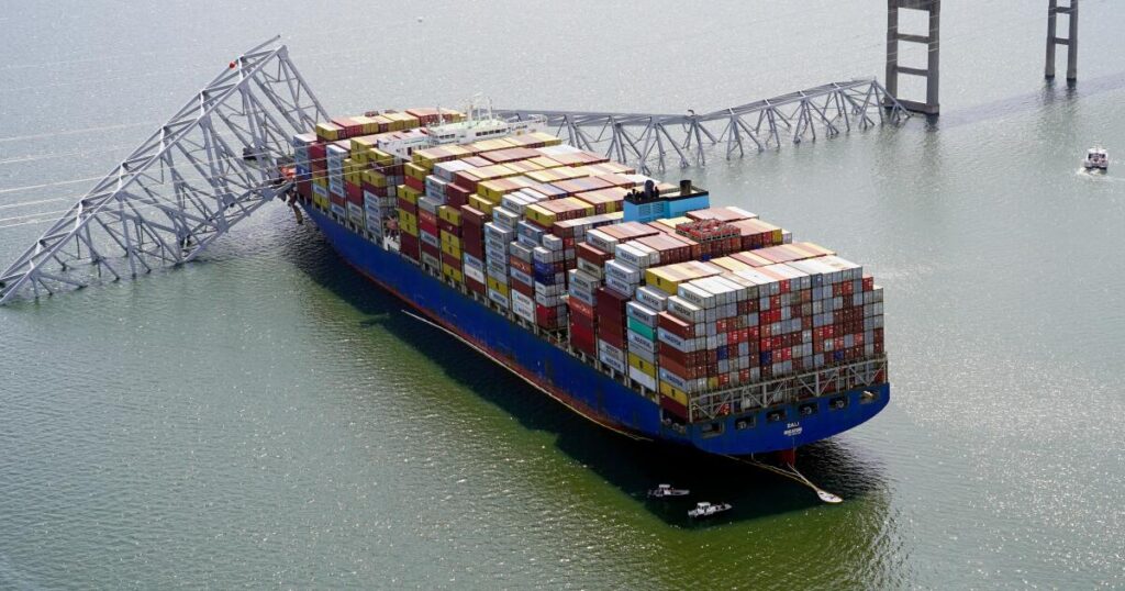 NTSB finds 2 blackouts struck huge cargo ship before it crashed into Baltimore bridge