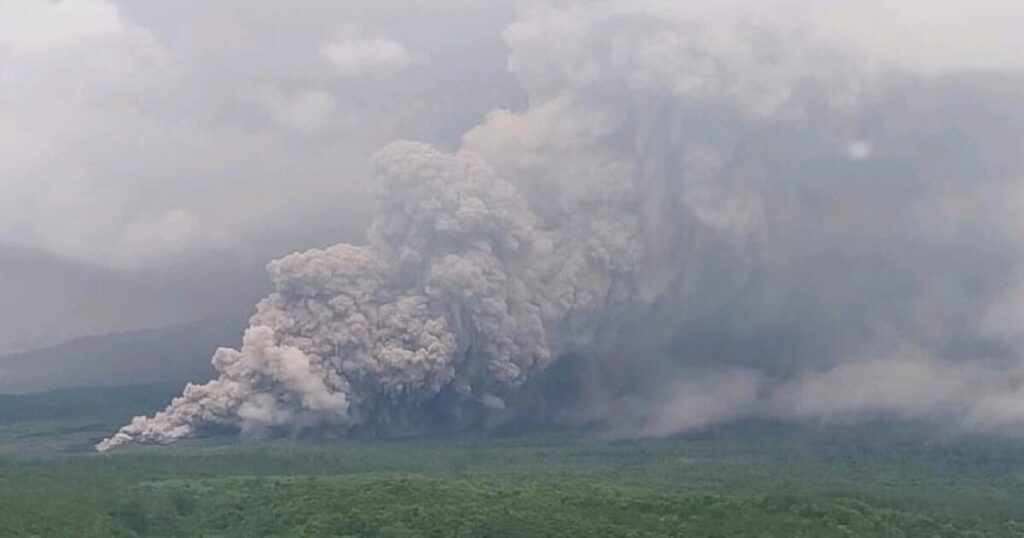 Indonesia’s Mount Semeru erupts, blanketing villages with ash and prompting evacuations