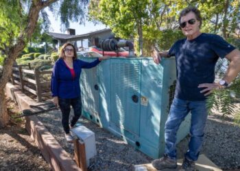 A scenic L.A. suburb with ocean views went off grid. How are residents surviving?