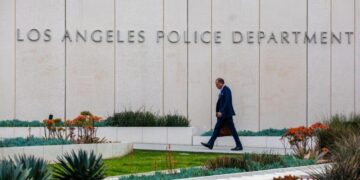 Ex-LAPD officer staged police raid in $350,000 crypto heist, prosecutor says