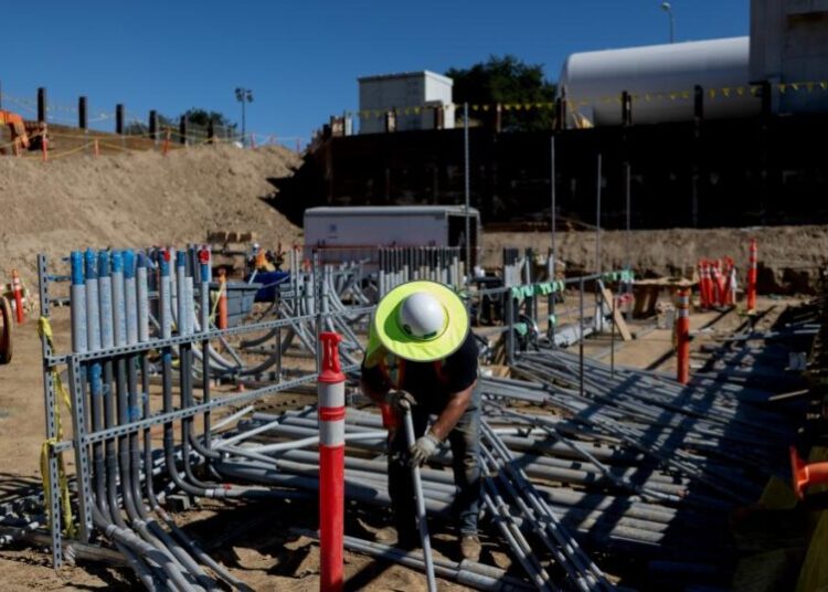 DWP employee made assistants run personal errands, buy her Snoop Dogg tickets, ethics enforcer says