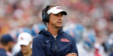 College football coaching moves: Lane Kiffin accepts LSU job, won’t coach Ole Miss in CFP