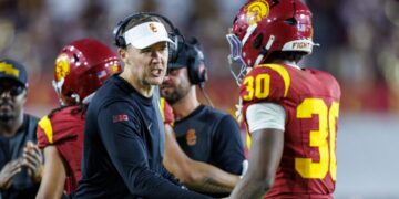 USC vs. Oregon: Lincoln Riley embraces pressure of playing for a playoff bid