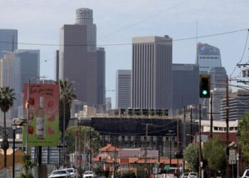 Mayor does not have much to say about new Dodger Stadium gondola EIR