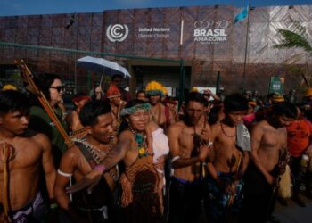 Indigenous groups demand attention at U.N. climate talks in Brazil
