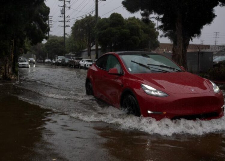 Chance of more showers in L.A., with a new storm set to hit Thursday