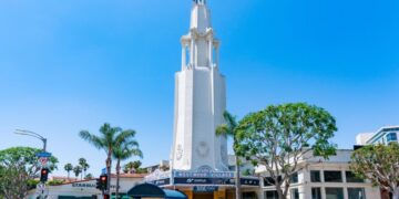 Westwood’s Village Theater to be run by American Cinematheque upon 2027 reopening