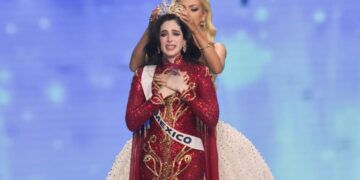Mexico’s bullied pageant contestant gets payback by capturing Miss Universe crown