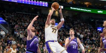 Luka Doncic helps Lakers hold off Jazz for fourth win in a row