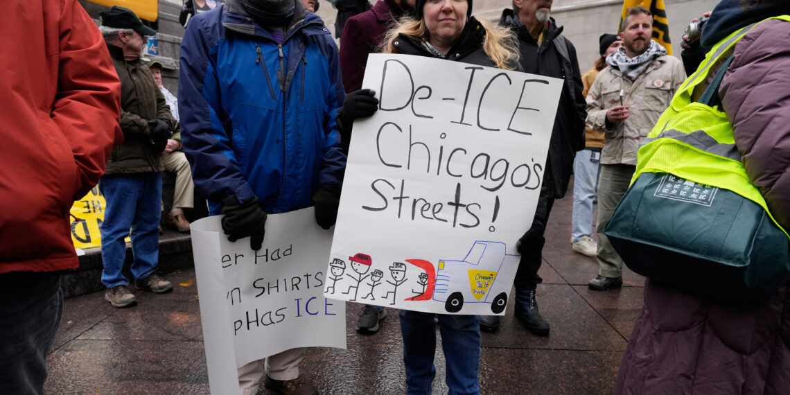 Rahm Emanuel, considering White House bid, urges Dems to move center on crime