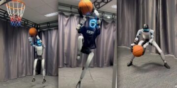 This Video of a Robot Playing Basketball Is EXTREMELY Impressive
