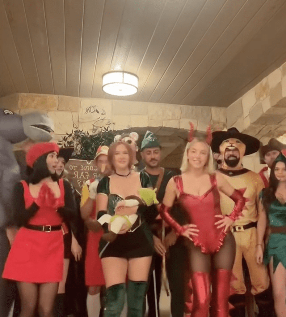 Sydney Sweeney dressed as a sexy dragon for a Shrek-themed Friendsgiving.