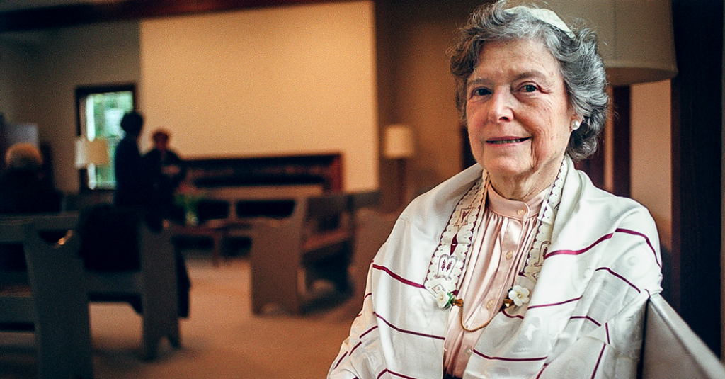 Emily Korzenik, 96, Dies; Rabbi Took a Bar Mitzvah to Poland