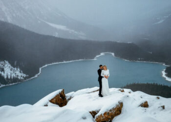 She Needed Help Setting Up Appliances. Her Future Husband Knocked at the Door.