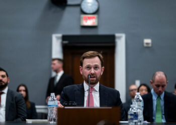 The F.T.C. Chairman Who Tilted the Agency to Trump