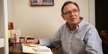 D.L. Coburn, Playwright With a Solo Hit, ‘The Gin Game,’ Dies at 87