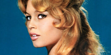 From Sex Appeal to the Far Right, Brigitte Bardot Symbolized a Changing France