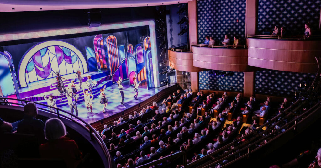 As Regional Theaters Struggle, Some Defy the Odds