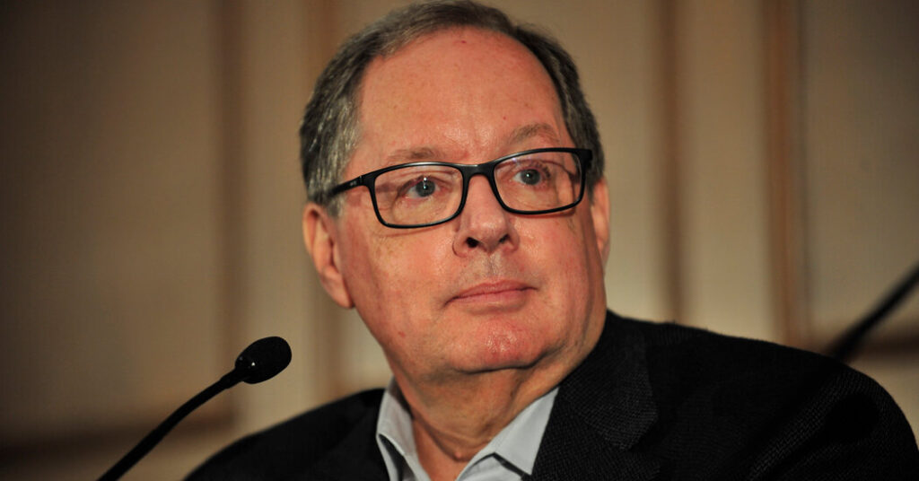 R. Bruce Dold, Chicago Tribune Publisher and Pulitzer Winner, Dies at 70