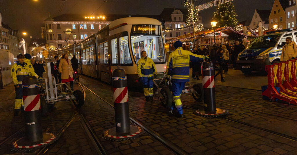 At Germany’s Christmas Markets, a New Tradition: Retractable Bollards