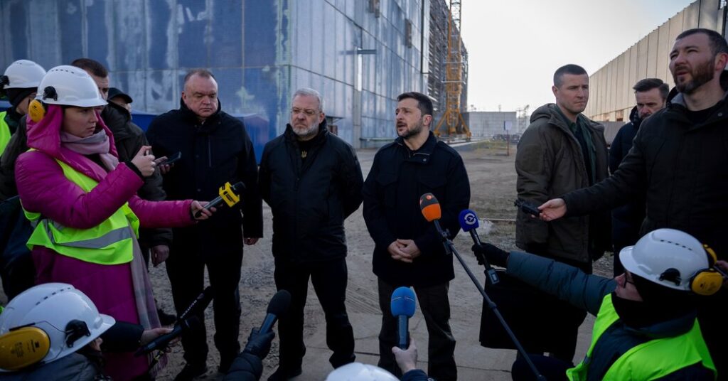 Zelensky’s Government Sabotaged Oversight, Allowing Corruption to Fester