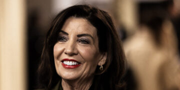 Hochul Reaches Deal on A.I. Regulation in New York