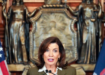 As Hochul Considers an A.I. Bill, Its Sponsor Throws Her a Fund-Raiser