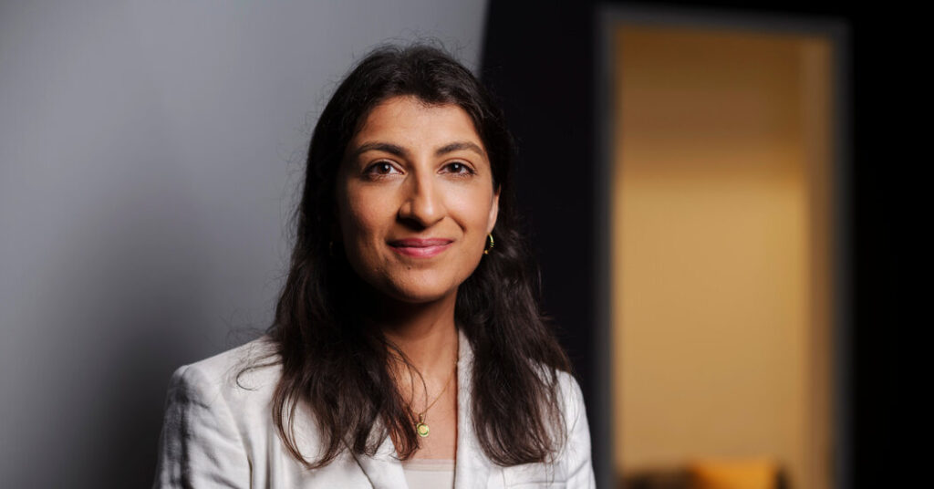 With Help of Lina Khan, Mamdani Looks to Quickly Cut Costs for New Yorkers