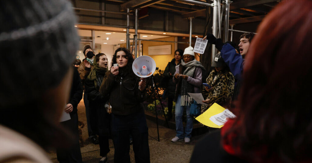 Falling Enrollment, Money Woes: The New School Seeks a Path to Survival