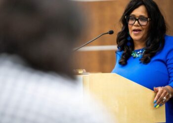 Iowa Democrat Wins State Senate Seat, Fending Off G.O.P. Supermajority