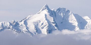 A Woman Froze to Death on an Alpine Trek. Is Her Boyfriend to Blame?