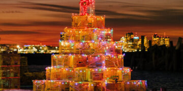 Christmas Trappings: New England Swoons Over Lobster Pot Trees