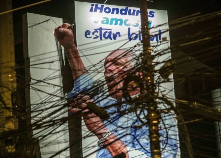 In Razor-Thin Honduras Election, Trump Becomes the Wild Card