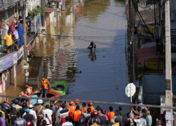 Sri Lanka Declares ‘Largest’ Disaster as Cyclone Kills 355