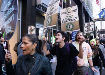 Starbucks to Pay $39 Million in Landmark N.Y.C. Labor Law Settlement
