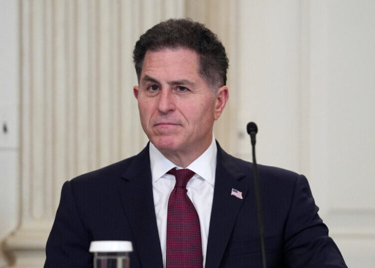 Michael and Susan Dell to Put $250 in 25 Million Children’s Accounts