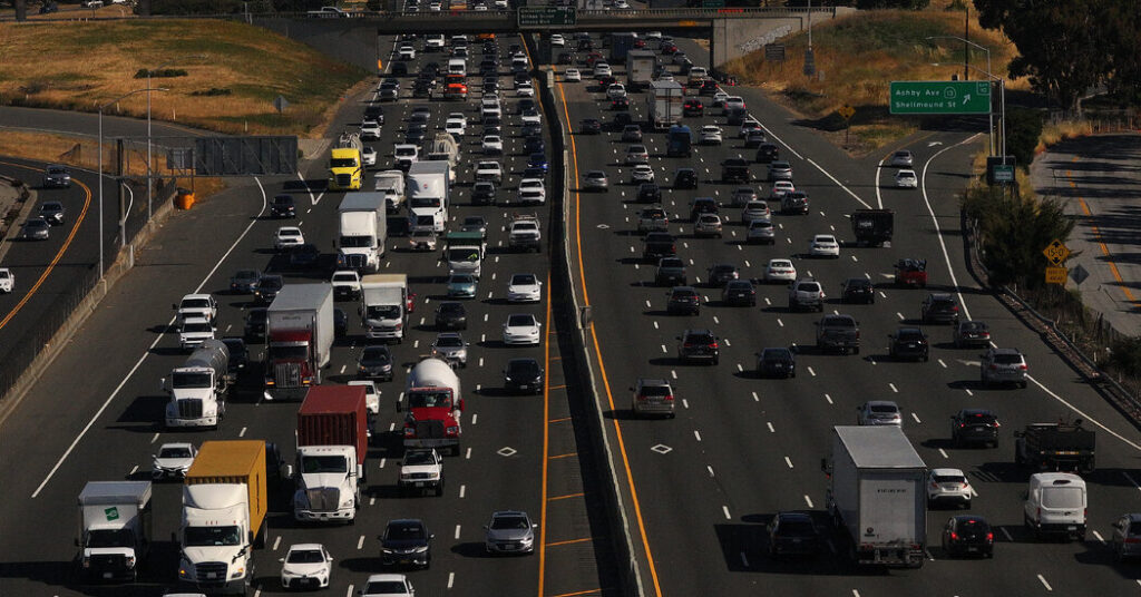 Trump Expected to Significantly Weaken Fuel Economy Rules