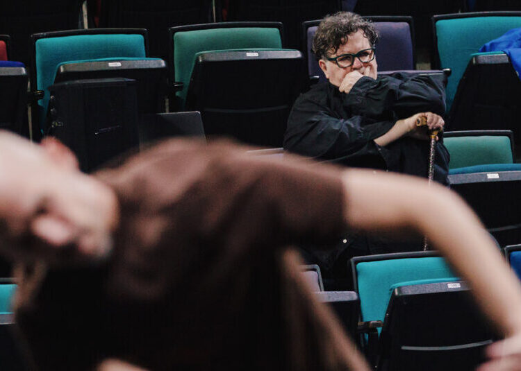 Perplexed by Avant-Garde Dance? Let This Choreographer Explain.