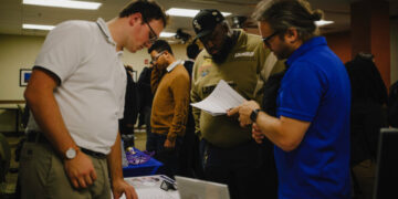 Private Employers Cut Jobs in November, the Latest Sign of a Slowdown