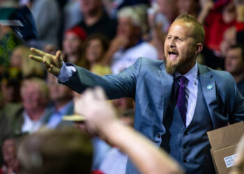 Trump’s Former Campaign Manager Assisted Honduran Presidential Candidate