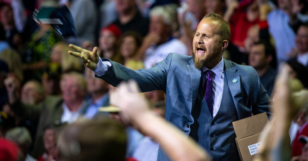 Trump’s Former Campaign Manager Assisted Honduran Presidential Candidate