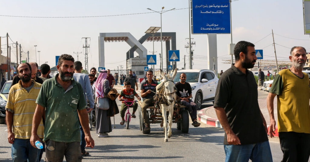 Israel Says a Gaza Border Will Reopen, but Only for Palestinians to Leave