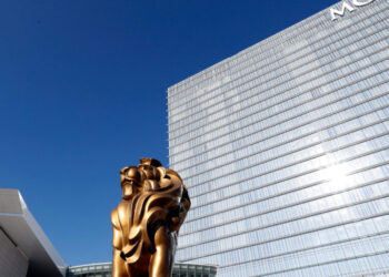 Police Search for Assailant After Fatal Shooting at Maryland Casino