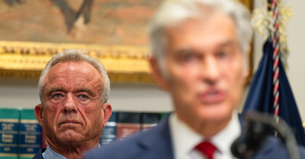 Former F.D.A. Commissioners Sound Alarm on Plan to Change Vaccine Policy